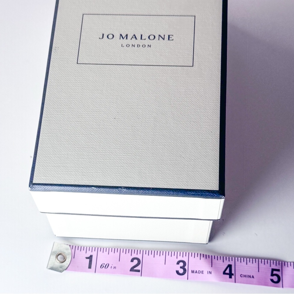 3/$15 Jo Malone London Cream and Black Box 7x4x3 - Picture 8 of 10